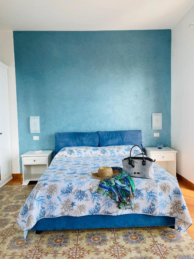 ماسّا لوبْرينسِ Acquamarina Accommodation المظهر الخارجي الصورة